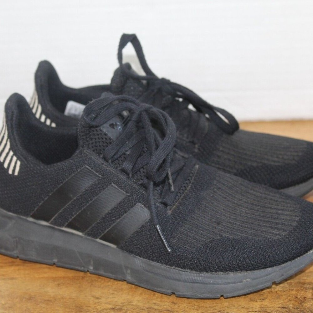 adidas Originals Women's Swift Run Athletic Shoes Black/Black/Black 8.5 FW5030